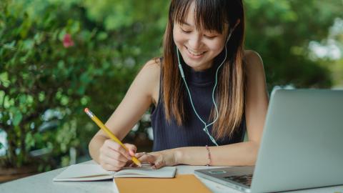 Featured Image for 7 AI Citation Generators for Quick APA & MLA Citations