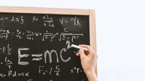 Featured Image for How to Use AI to Solve Physics Problems & Homework Questions: Complete Guide