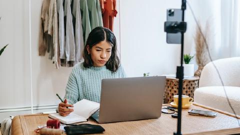 Featured Image for Blog Management - Tables and Snippets Bundle