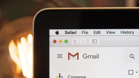 Featured Image for How to Create Gmail Canned Responses to Respond 5x Faster