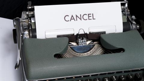 Featured Image for 10 plantillas de correo electrónico para responder a las solicitudes de cancelación