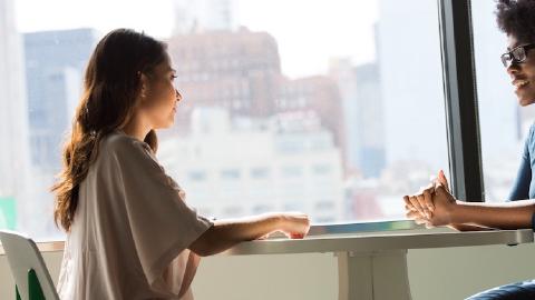 Featured Image for 5 Tips for Replying to an Invitation to Interview with Ready-to-Use Templates