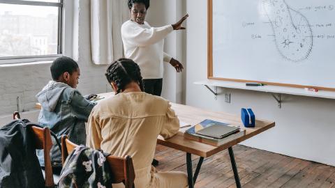 Featured Image for Lesson Plan Template: How to Create Lesson Plans For Your Classroom