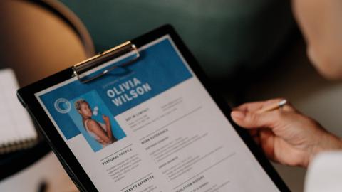 Featured Image for Recruiter Message for a Great Candidate