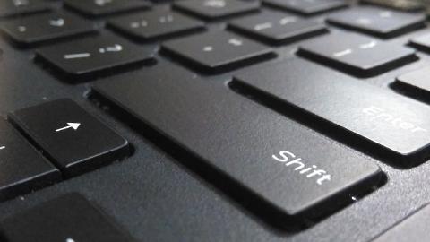 Featured Image for How to Set Up Text Shortcuts & Abbreviations in 2025